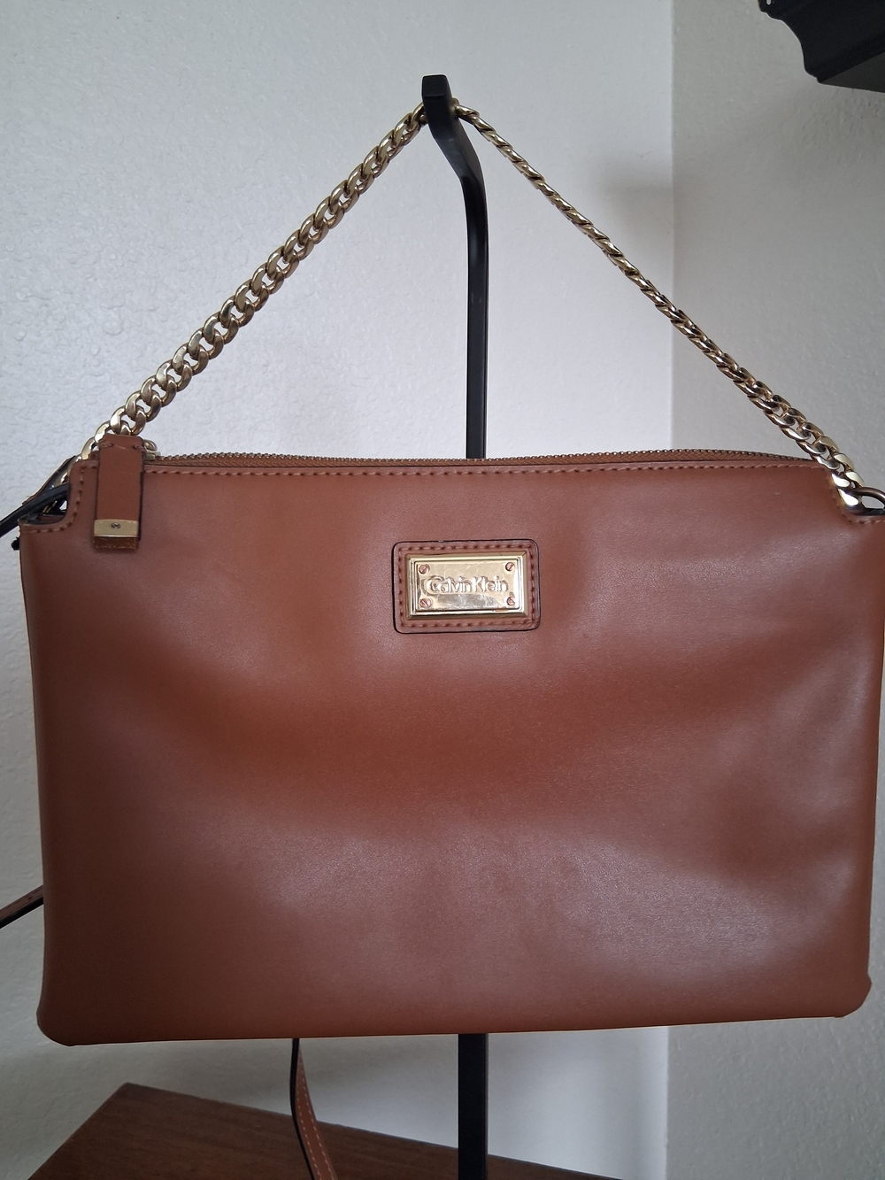 Calvin Klein Tan Leather Shoulder Bag with Gold Chain Strap